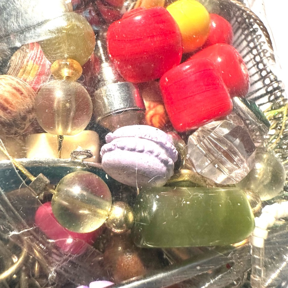 Jewelry Craft Kit with Assorted Colors - Picture 2 of 7